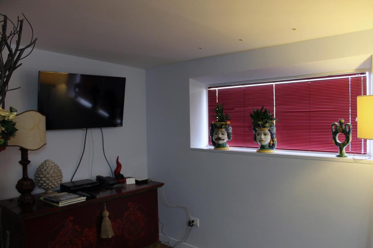 B&B Milu' Crotone Ngoại thất bức ảnh